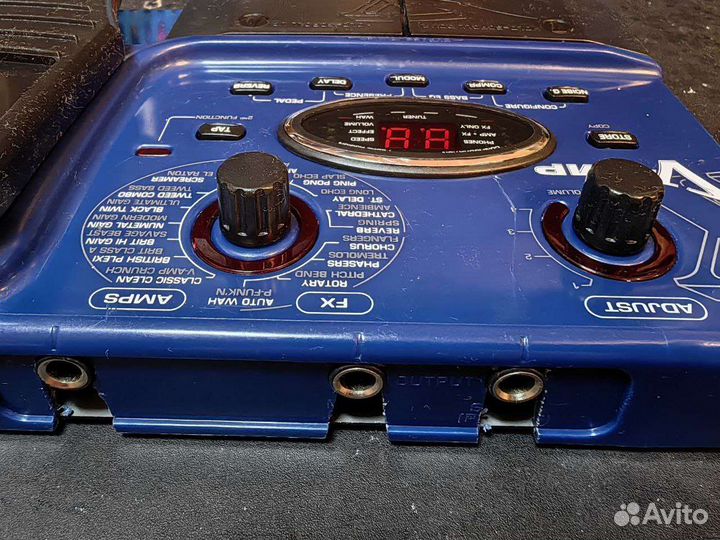 Гитарный процессор behringer v-amp