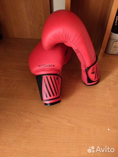 Боксерские перчатки outshock