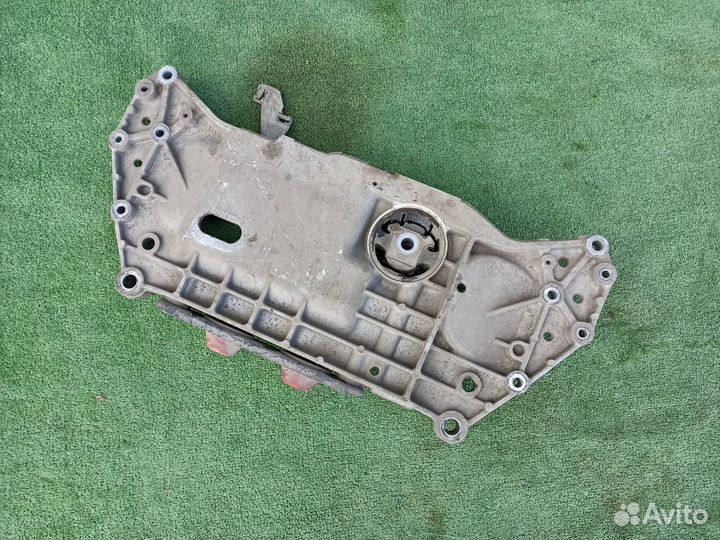 Подрамник Volkswagen Jetta седан 1.6 2006