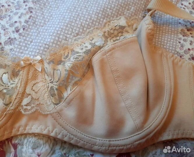 Бюстгальтер 100В новый