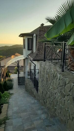 Коттедж 171 м² на участке 6 сот.