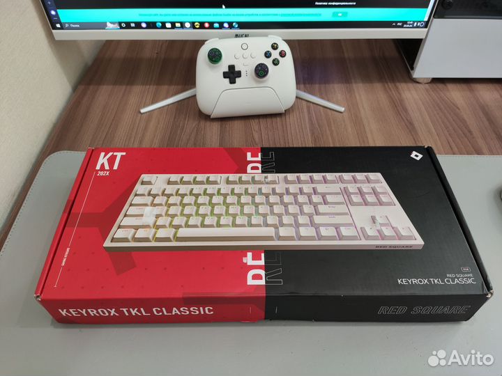 Кастомная red square keyrox tkl classic