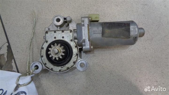 Моторчик стеклоподъемника задний правый Volvo 850