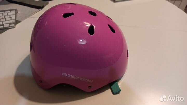 Шлем спортивный Reaction