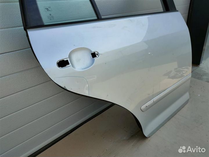 Дверь задняя правая Volkswagen Golf Plus (2005-20