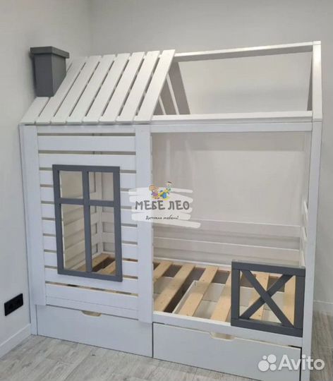 Детская кровать домик