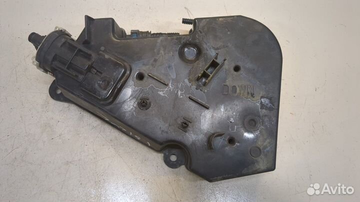 Бачок иолиса Peugeot 3008