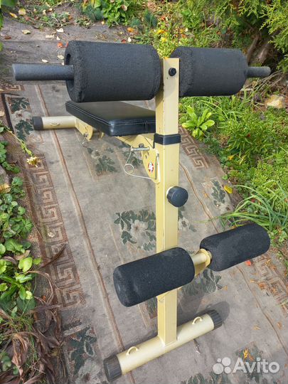 Тренажер для пресса и спины