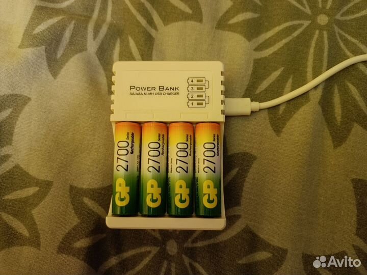 Зарядное устройство + аккумуляторы GP USB оригинал