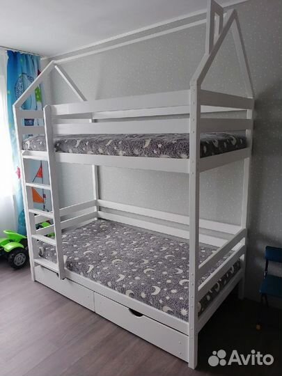 Кровать домик для двоих. В наличии