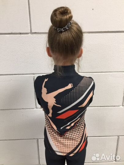 Костюм для фигурного катания