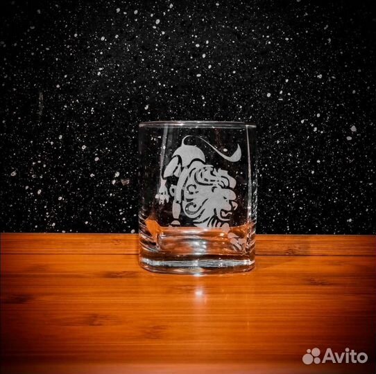 Бокал для виски с гравировкой