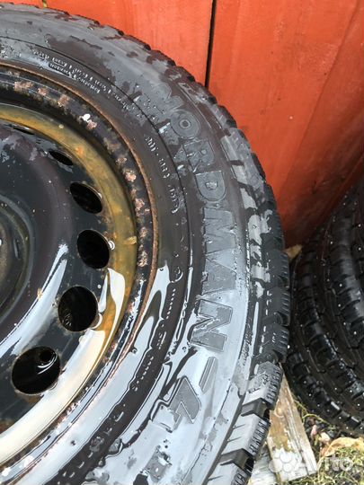 Nokian Tyres Nordman 4 205/65 R15 25G