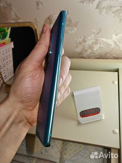 OnePlus 8, 8/128 ГБ