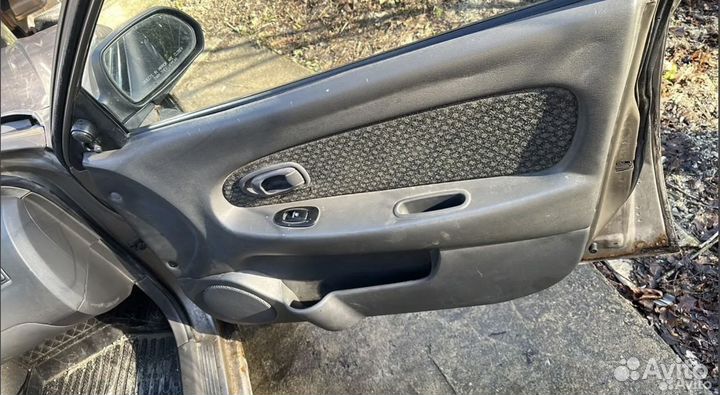 Запчасти на kia shuma 2 разбор