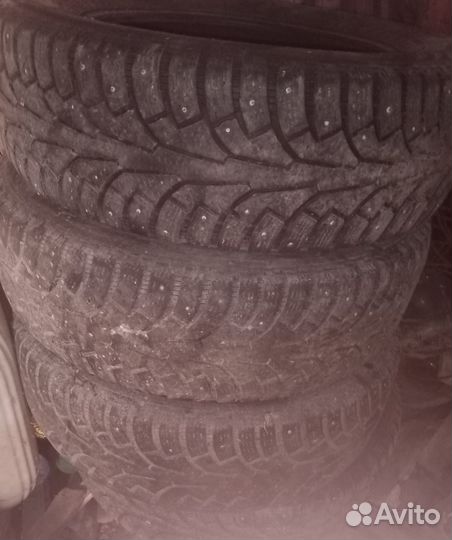 Nokian Tyres Hakkapeliitta 1 235/65 R18 110