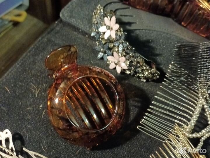 Заколка для волос