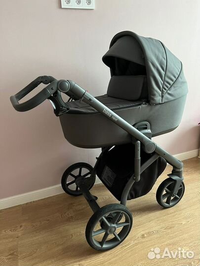 Коляска Roan Bass Next 2в1