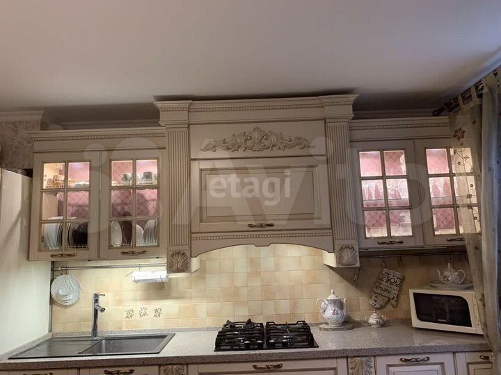 3-к. квартира, 123 м², 3/4 эт.