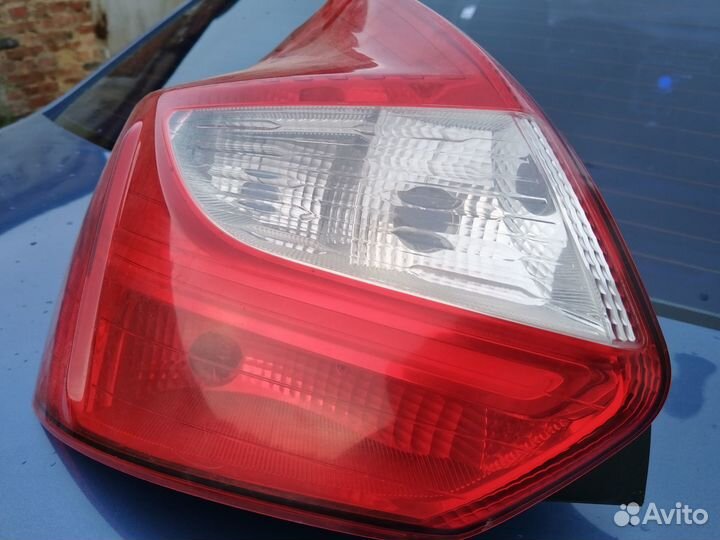 Фонарь задний левый ford focus 3