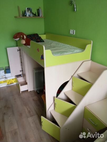 Кровать-чердак детская. Б/у в хорошем состоянии