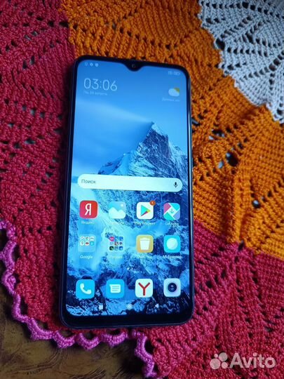 Телефон Xiaomi Redmi 9