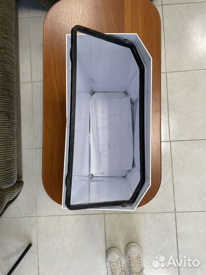 Подвесная урна в ванну