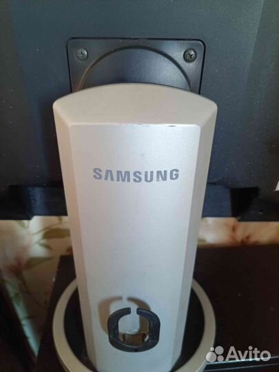 Монитор для компьютера samsung 205BW