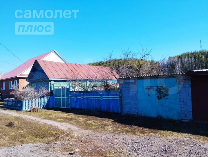 Дом 57 м² на участке 1,1 сот.