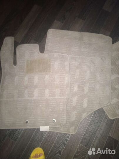 Автомобильные коврики тайота рактис