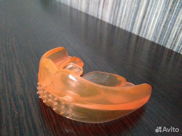 Продам скобы для зубов Trainer