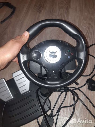 Игровой руль с педалями для пк