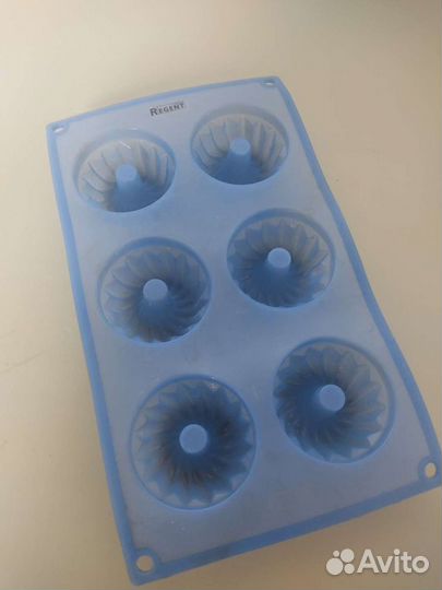 Форма для выпечки селиконовая Regent. Посуда