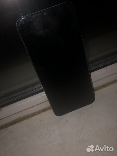 Телефон techno spark 8C