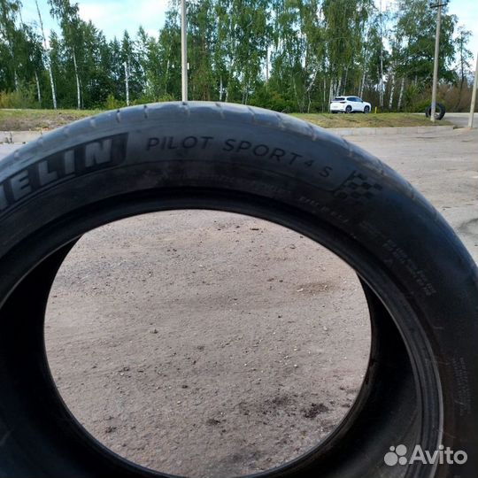 Michelin Pilot Sport 4 S 255/45 R20 105Y