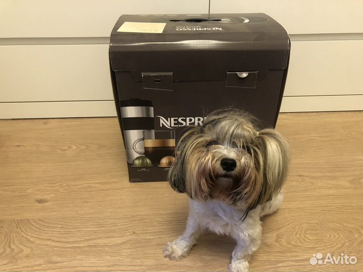 Кофемашина Nespresso vertuo plus