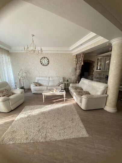 3-к. квартира, 126,8 м², 5/6 эт.