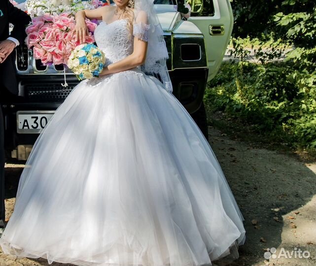 Свадебное платье