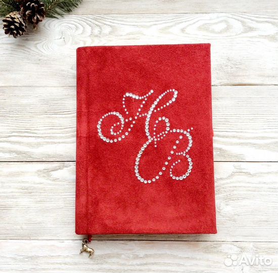 Фотоальбомы, фоторамки, блокноты со стразами