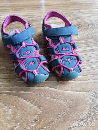 Сандали для девочки