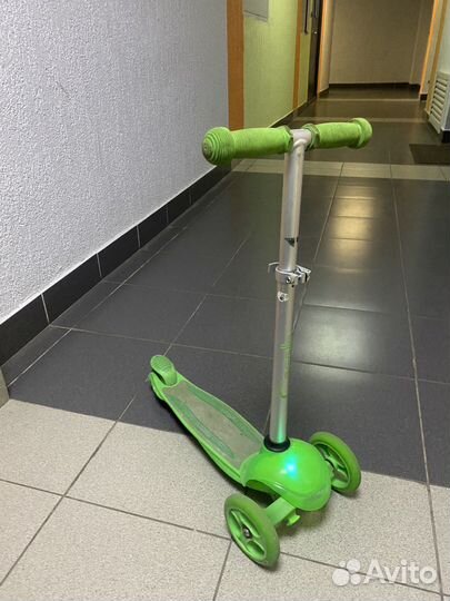 Самокат детский трехколесный