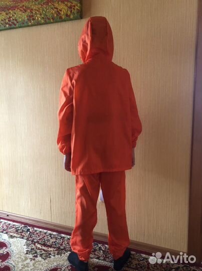Костюм из игры в кальмара