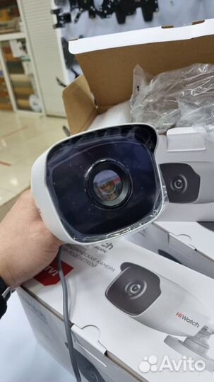 Камера видеонаблюдения hiwatch 3шт