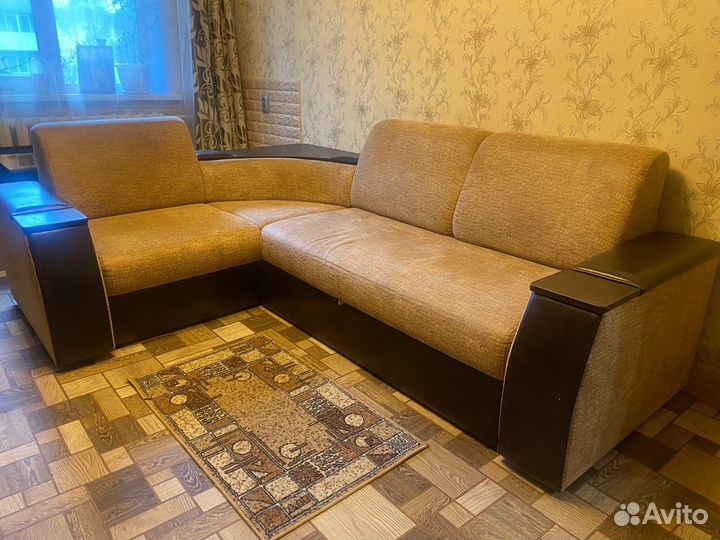 Большой угловой диван раскладной