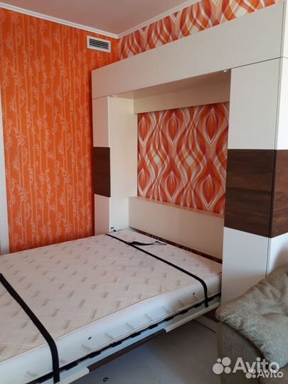 Подъемная шкаф кровать