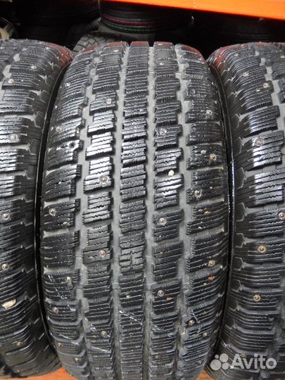 Cooper Weather-Master S/T 2 235/55 R17