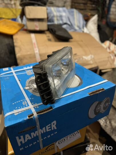 Фара Iveco Stralis