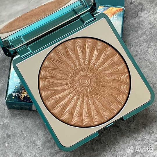 Бронзер Chantecaille Cosmos Real Bronze 2023