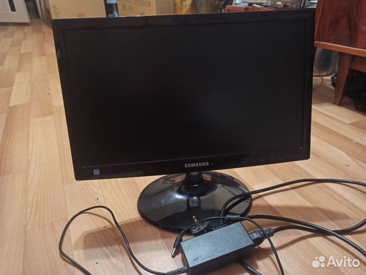 Монитор Samsung syncmaster s19b350 на запчасти