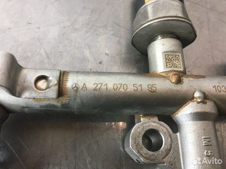 Топливная рампа Mercedes E-Class W212 M271 1.8TI